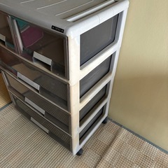 収納家具、衣装タンスの画像