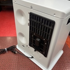 トヨトミの石油ファンヒーターの画像