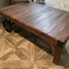 オシャレ！インダストリアルなトロリーテーブルの画像