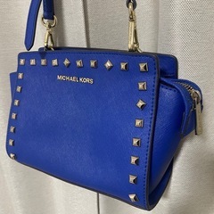 マイケルコース　スタッズショルダー　ロイヤルブルーの画像