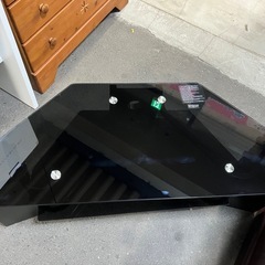 ロ 2510-588 テレビローボード ガラス コーナータイプ キズ 汚れありの画像