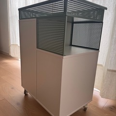 IKEA ワゴンの画像