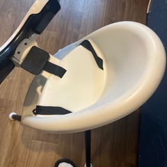ベビービョルン　ハイチェア＊ベルト付きの画像