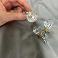 ダイヤカット型の取っ手の画像