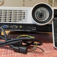 リコー 単板DLP方式 プロジェクター WX3351Nの画像
