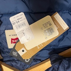 リーバイス　ダウンジャケットの画像