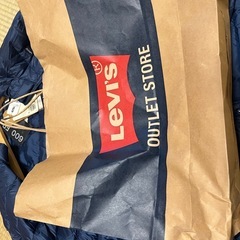 リーバイス　ダウンジャケットの画像