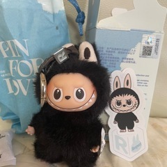 【正規品】ラブブ イニシャルRの画像