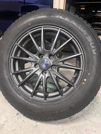 ホイール付きスタッドレス　225/65r17