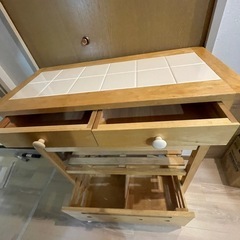 キッチンワゴンの画像