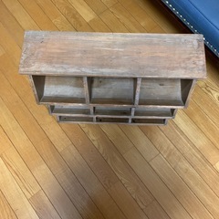 木製ラックの画像