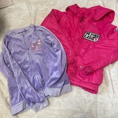 お値段の交渉可能です！お気軽にご連絡ください！　子供服　子ども服　洋服　キッズ　ジュニア　130cm 140cm ダウン　パーカー　ワンピース　8点セット　まとめ売り　ブランドもいくつかあります！　の画像