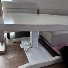 ダイニングテーブル　の画像