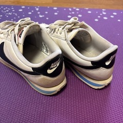 NIKEスニーカー　23.5-24cmの画像