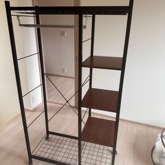 ハンガーラックの画像
