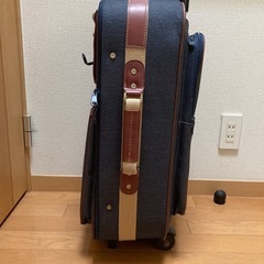 キャリーバッグ キャリーケース スーツケースの画像