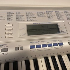 CASIO光ナビゲーションキーボードLK-205の画像
