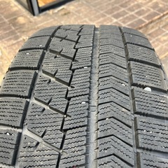 美品　スタッドレスホイールセット　BSバルミナ　ブリザックVRX 16インチの画像