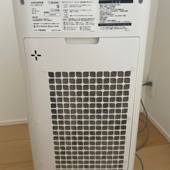 sharp 空気清浄機　ki-js50-wの画像