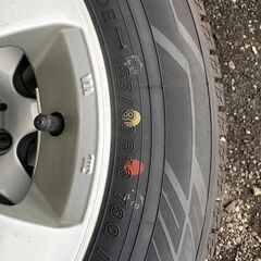 パッソ等に！！　155/80R13！！　スタッドレス！バリ溝イボ付き！！の画像