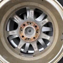 パッソ等に！！　155/80R13！！　スタッドレス！バリ溝イボ付き！！の画像