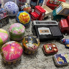 お菓子 など　缶ケース セット まとめて　サンリオ　ウォンカ　ワンピース　エヴァンゲリオン　他の画像