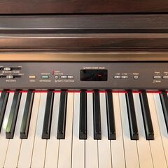 【清掃済】電子ピアノ　ヤマハ　CLP-120　2002年製の画像