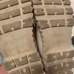 ZARA 子供用21cmの画像
