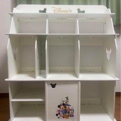 Disney DVD収納ラックの画像