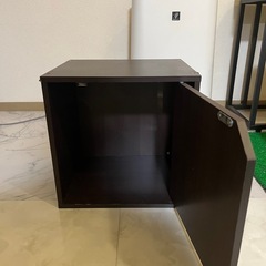 収納ボックスの画像