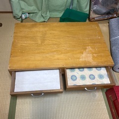 テーブルの画像