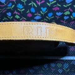 カービング　ショルダーバッグ　ヒッピー　ヴィンテージ　レトロ　花柄　レザーの画像