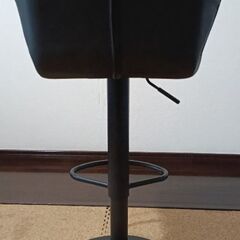 カウンターチェアーの画像