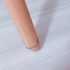 ホワイトチェア【とりにきてくれるかた取りに来てくれる方限定】の画像