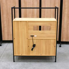 【10/26受渡完了】≪zyt2511ジ限≫ 美品 食器棚/キッチンカウンター 木目調/ナチュラル スチール枠 レンジ台/炊飯器台/キッチン収納 中古家具/宮城県仙台市 71016-11の画像