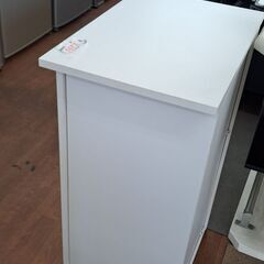 【リサイクルショップどりーむ天保山店】No.2448　カウンター棚　使い道色々貴方次第🎵　おすすめ商品です🎵　収納付きで便利🎵の画像