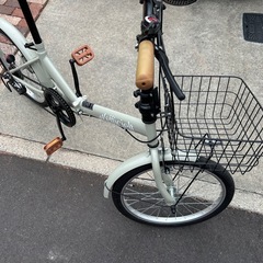 折りたたみ自転車の画像