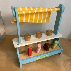木製アイス屋さん　こすとこコストコの画像