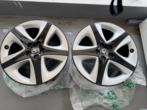 Prius 50前後　ホイール17インチ（2本）