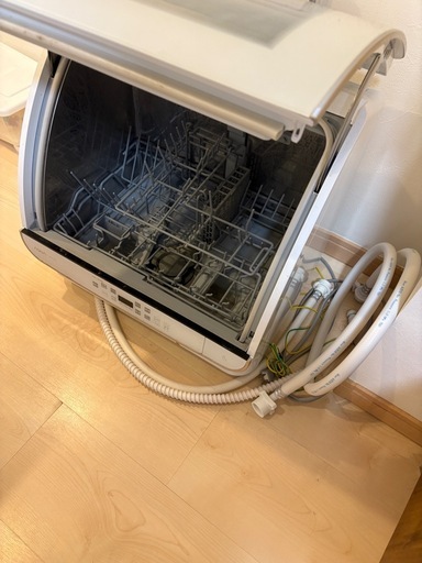 【お値段交渉可！！】食洗機　アクア　 ADW-GM