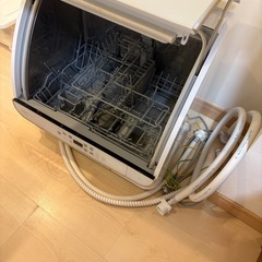 【お値段交渉可！！】食洗機　アクア　 ADW-GMの画像