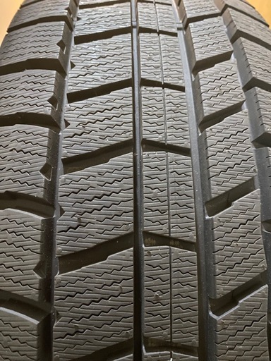 スタッドレスタイヤ205 /60 R16 NORTH TREK N5