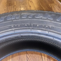 スタッドレスタイヤ　205 /60 R16 NORTH TREK N5 の画像