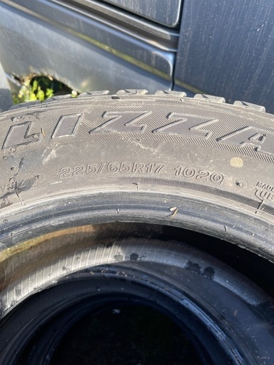 スタッドレス　225/65R17 4本　