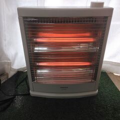 山善の小型電機ストーブ：あたたかいです：の画像