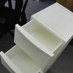 プラチェスト 5段 引出し ホワイト 白 衣類収納 幅34cm スリム 整理タンス 札幌 手稲の画像