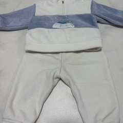 女の子服90cmの画像