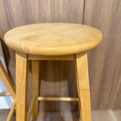 【あげます】木製チェア2脚の画像