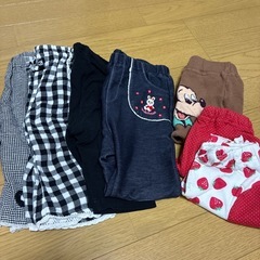 90センチ夏服と少し冬服の画像