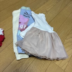 90センチ夏服と少し冬服の画像